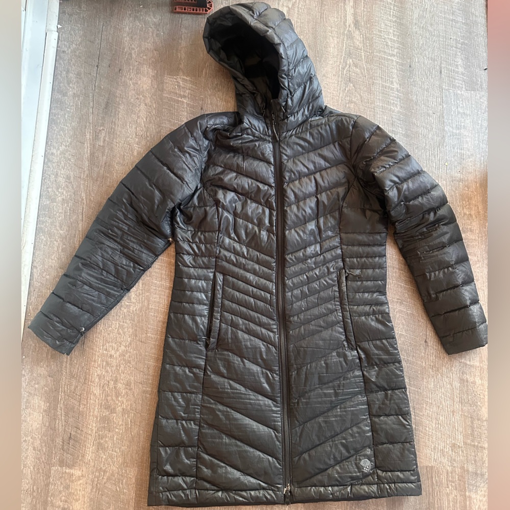 Mountain Hardwear Women's Black Hooded Puffer Coat Q shield 800 down